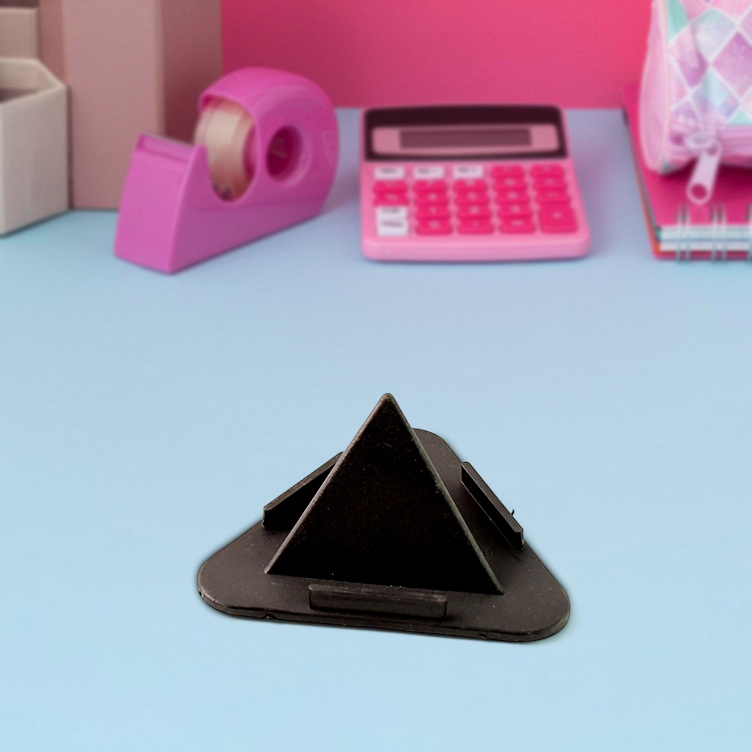 Form Angle Pyramid Design Phone Stand Form Angle Pyramid Design Phone Stand
